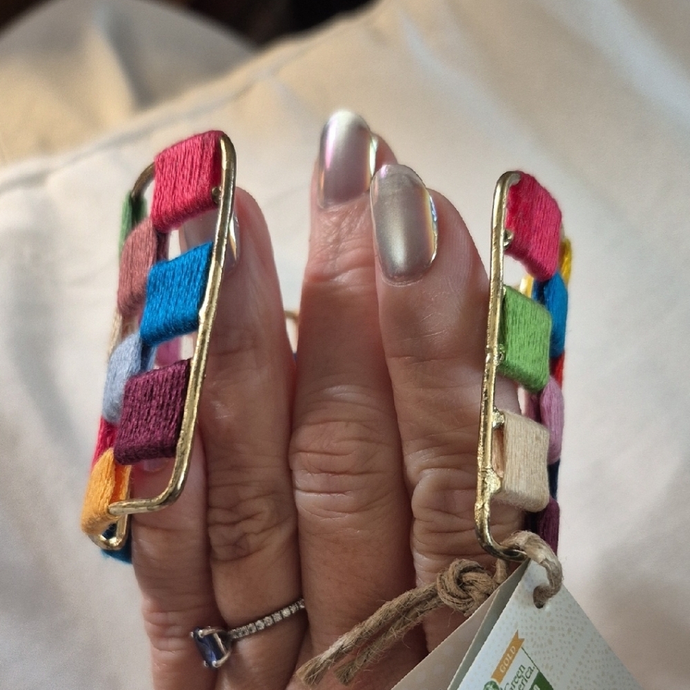 World Finds Ethical Bracelet Colorful Woven Cuff Bracelet NWT - Picture 13 of 17